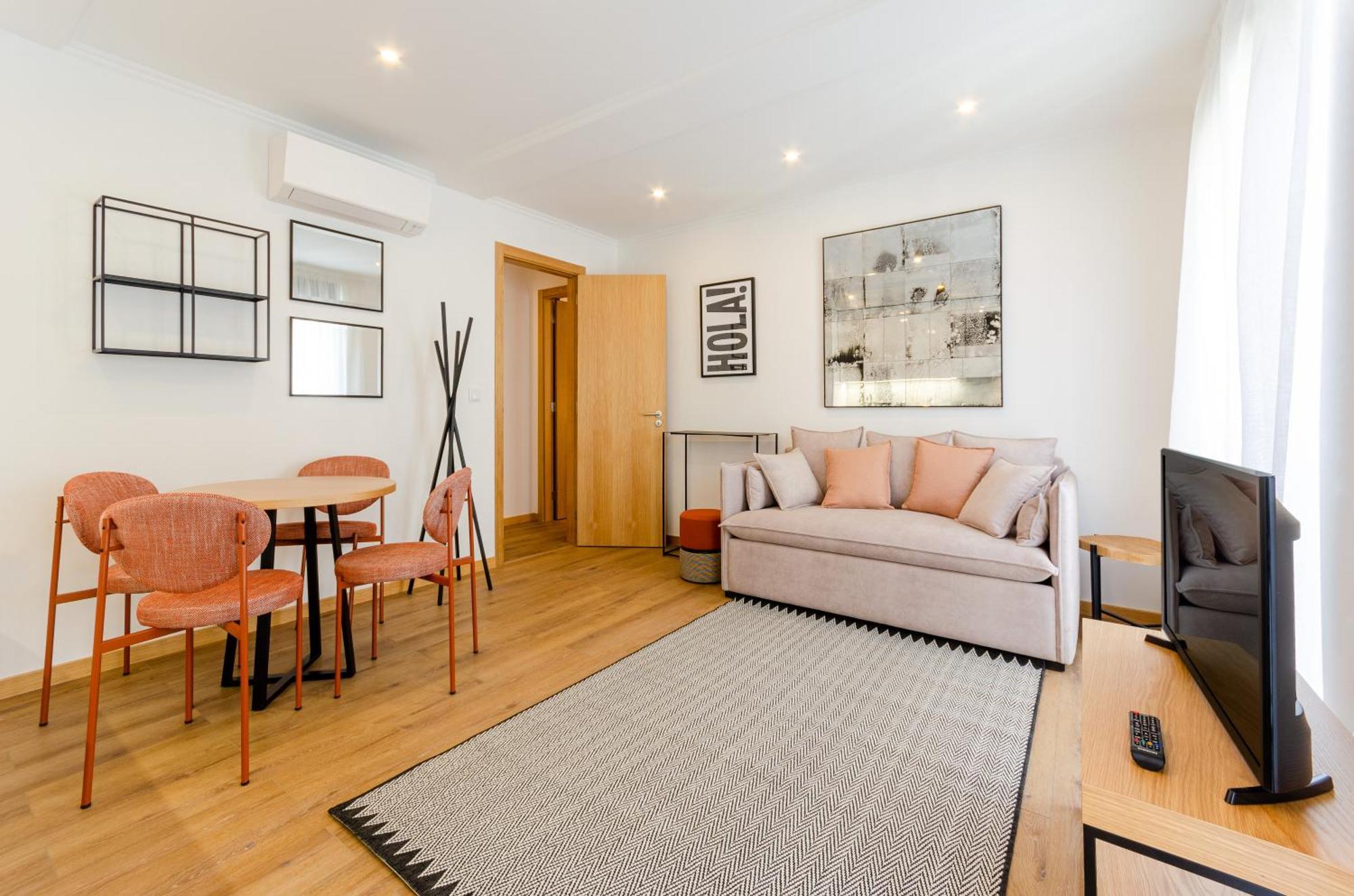 One-Bedroom Apartment